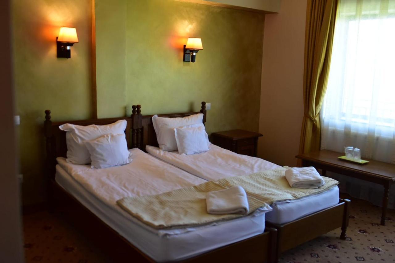 Bellavista Brasov Hotel ซาเชเล ภายนอก รูปภาพ