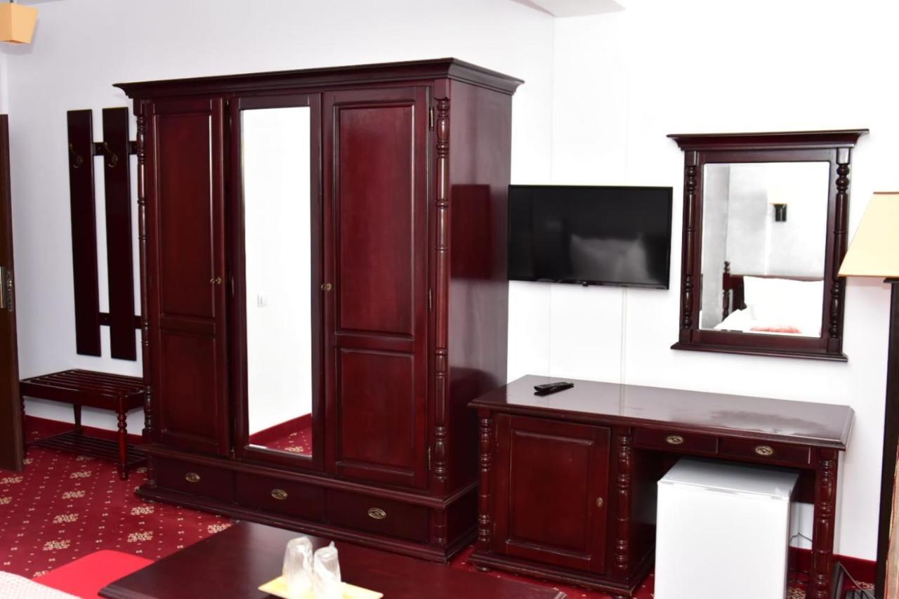Bellavista Brasov Hotel ซาเชเล ภายนอก รูปภาพ
